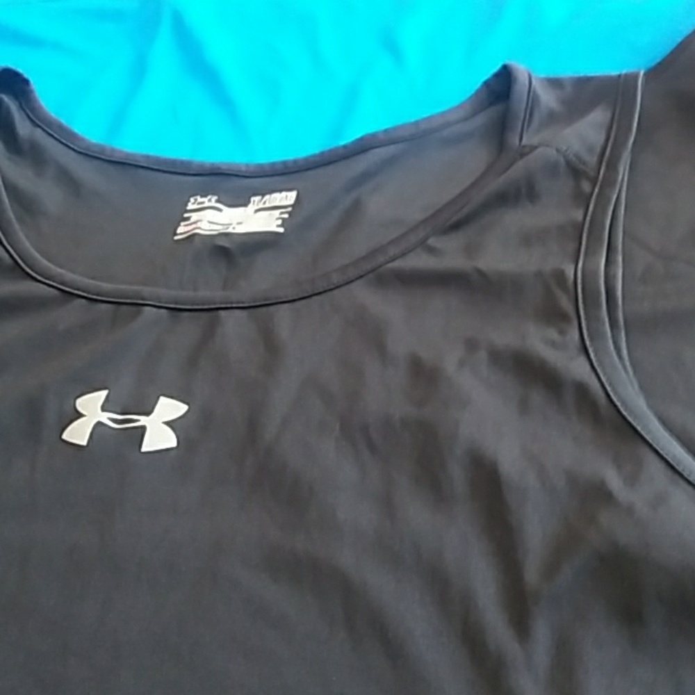 Men's under armour tank